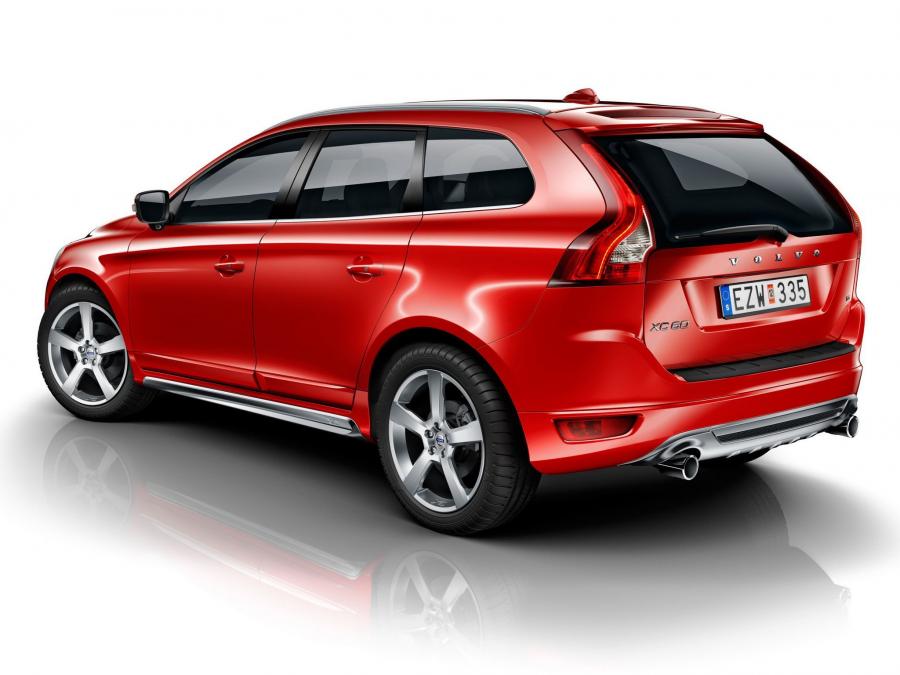  Volvo XC60 R-Design 2009 года  (фото 4 из 7)